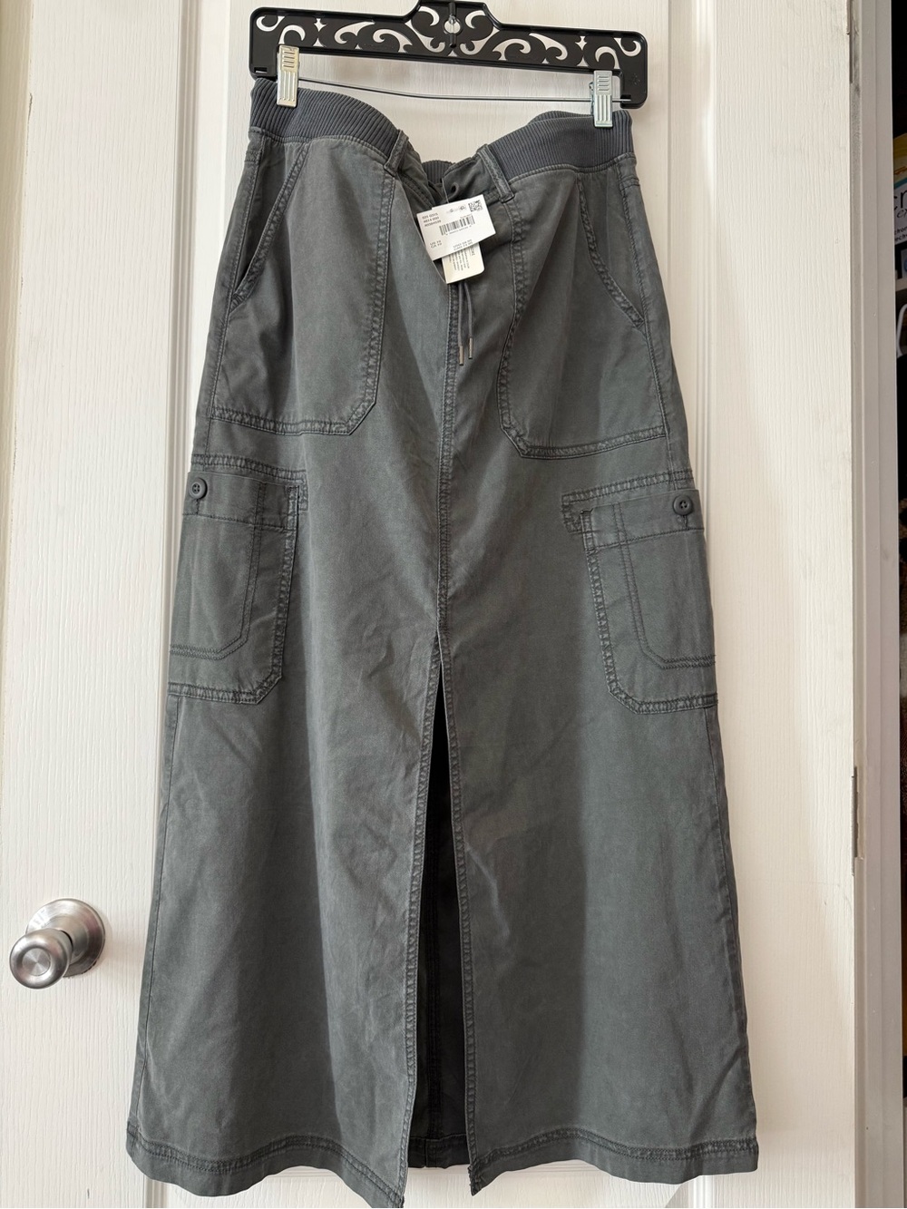 American Eagle Utility Chic Cargo Maxi Skirt